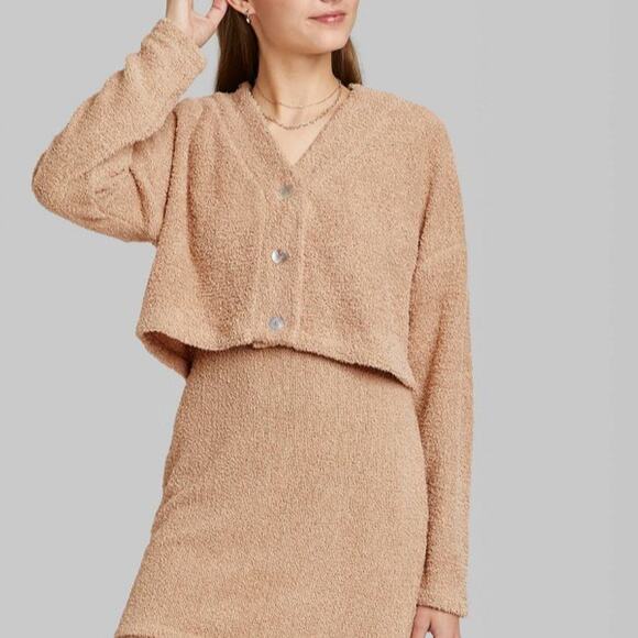 Cropped Cozy Cardigan Wild Fable Taupe M Brown Lightweight Fuzzy VNeck Button Up - Picture 2 of 11